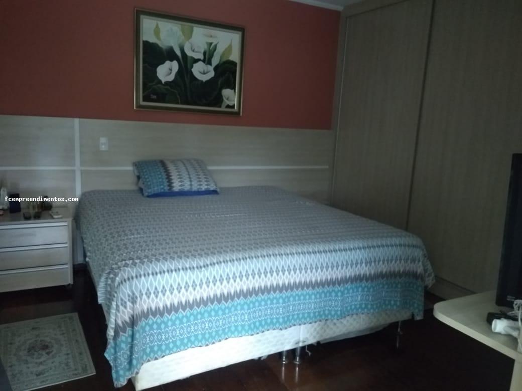 Apartamento à venda com 3 quartos, 130m² - Foto 17