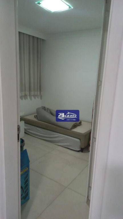 Apartamento para alugar com 2 quartos, 94m² - Foto 8
