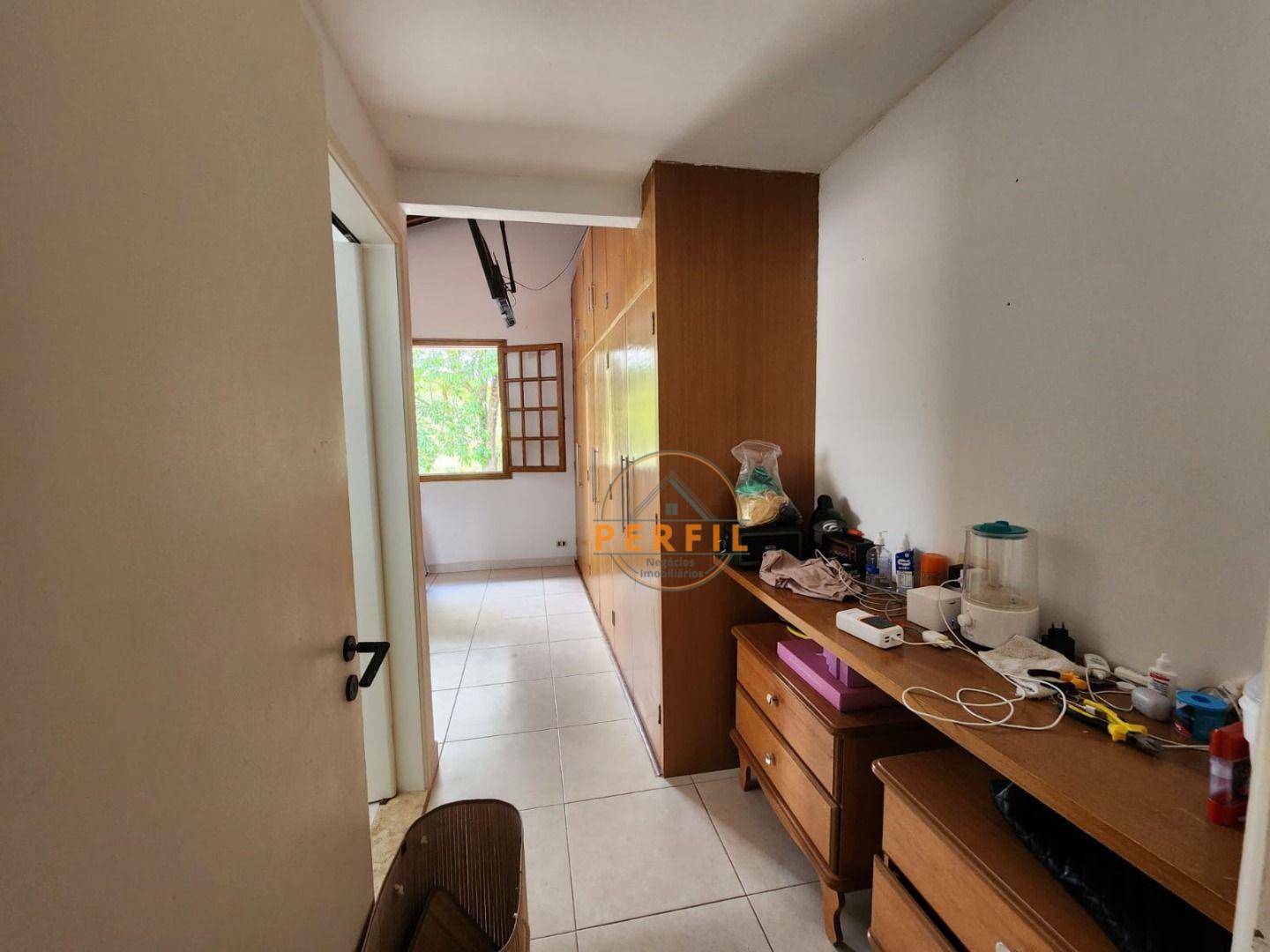 Casa de Condomínio à venda com 5 quartos, 238m² - Foto 10