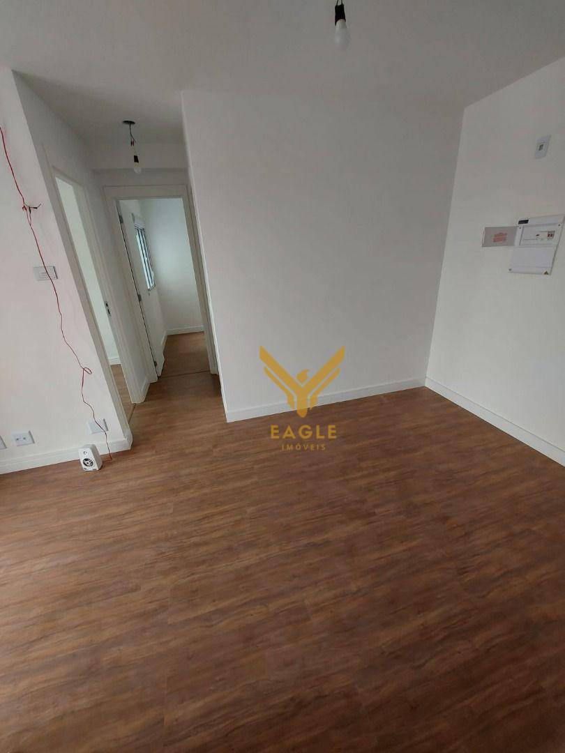 Apartamento à venda com 2 quartos, 48m² - Foto 4