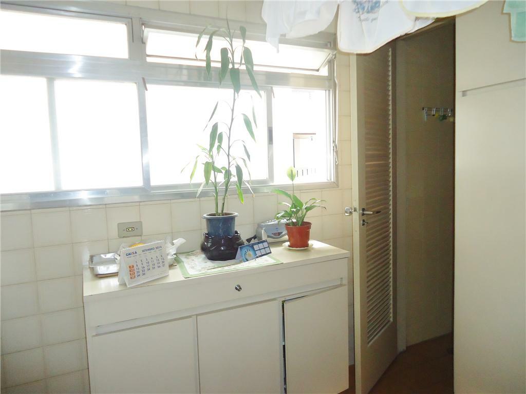 Apartamento à venda e aluguel com 3 quartos, 110m² - Foto 11