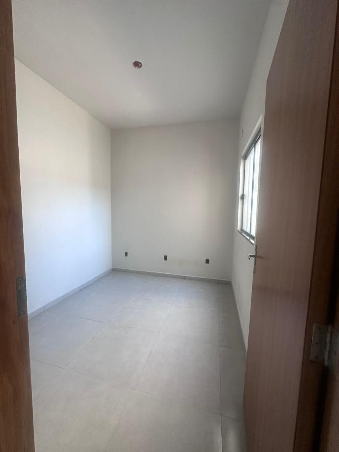 Casa à venda com 3 quartos, 68m² - Foto 8