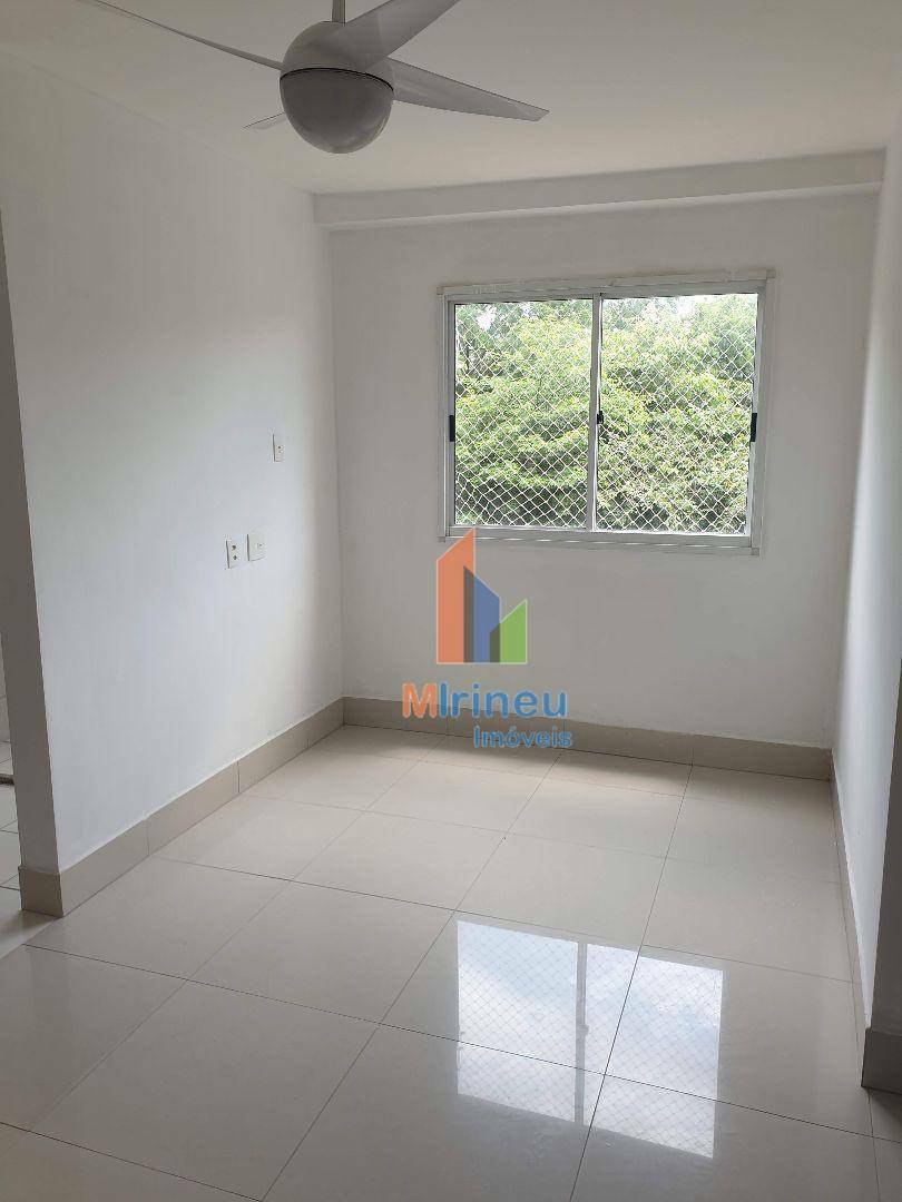 Apartamento à venda com 2 quartos, 43m² - Foto 3