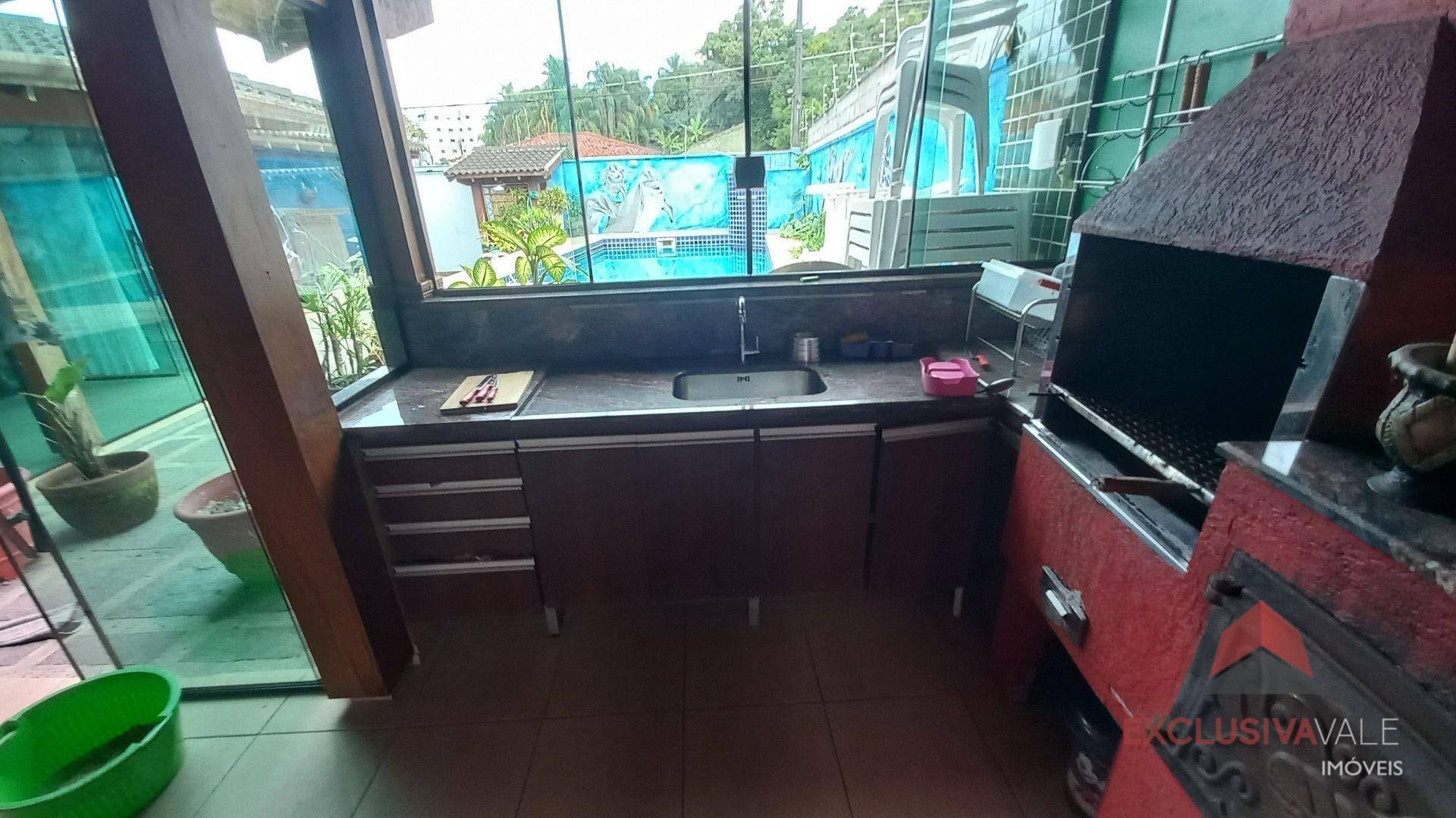 Casa à venda com 4 quartos, 199m² - Foto 20