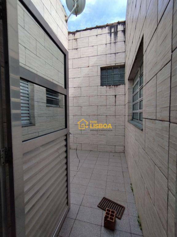 Casa à venda com 3 quartos, 270m² - Foto 56