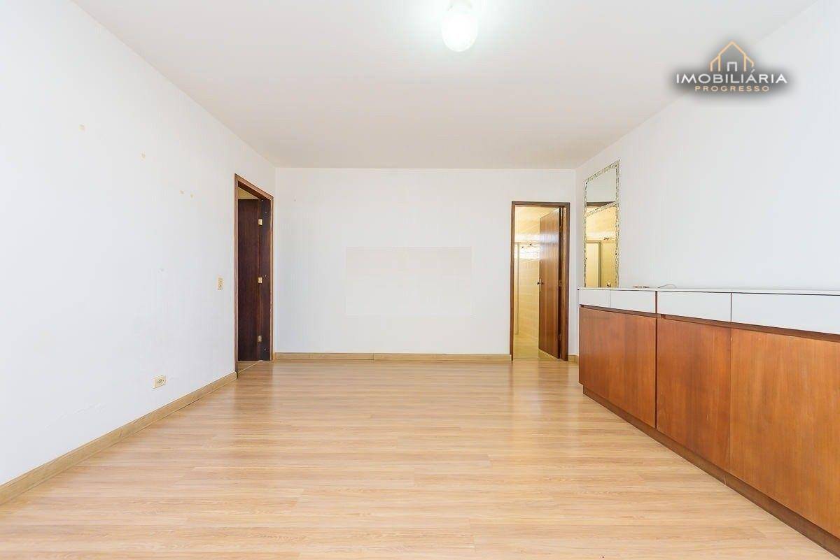 Sobrado à venda com 3 quartos, 220m² - Foto 9