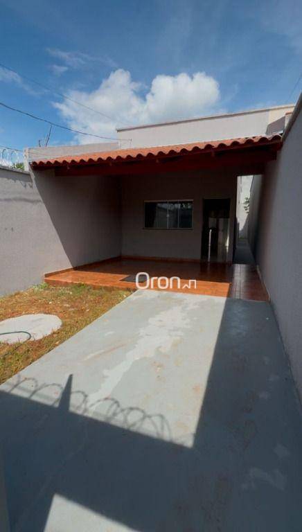 Casa à venda com 2 quartos, 85m² - Foto 1