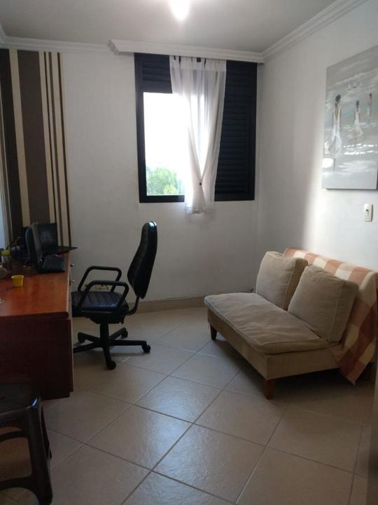 Apartamento à venda com 3 quartos, 80m² - Foto 4