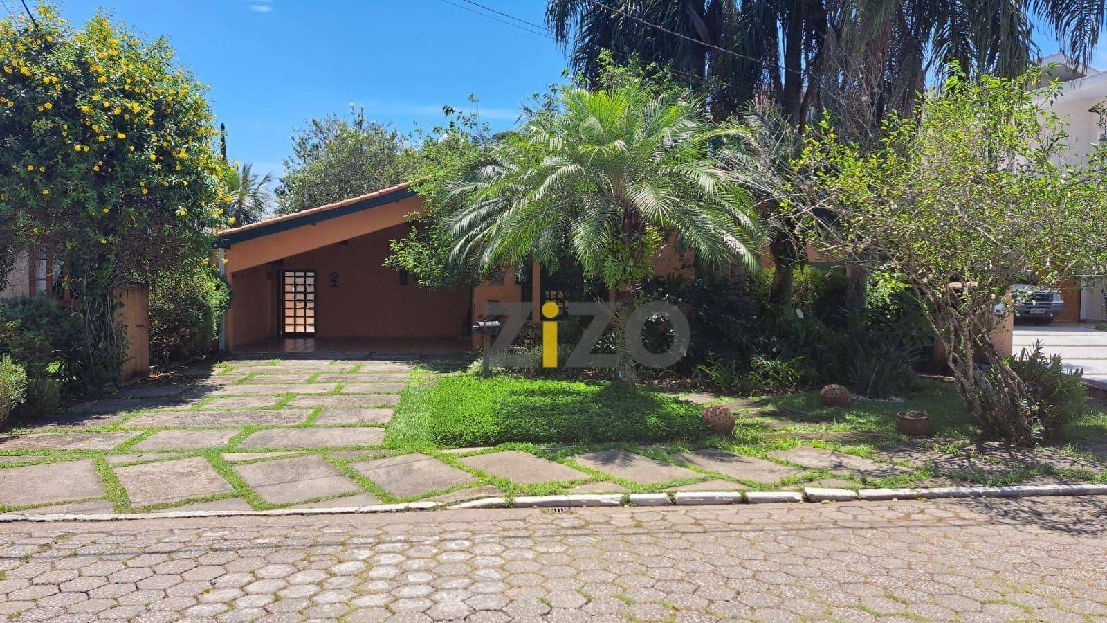 Casa de Condomínio à venda com 3 quartos, 210m² - Foto 1