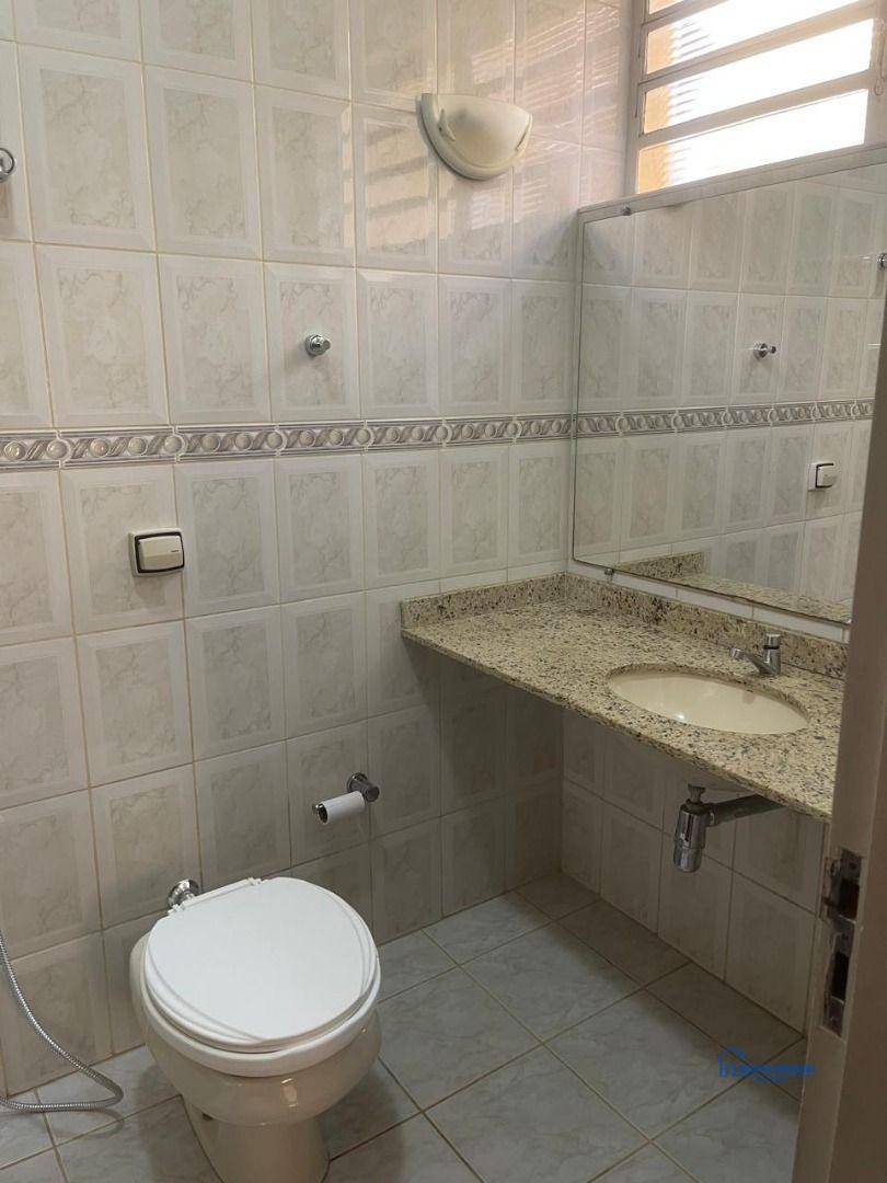 Casa à venda com 3 quartos, 194m² - Foto 13