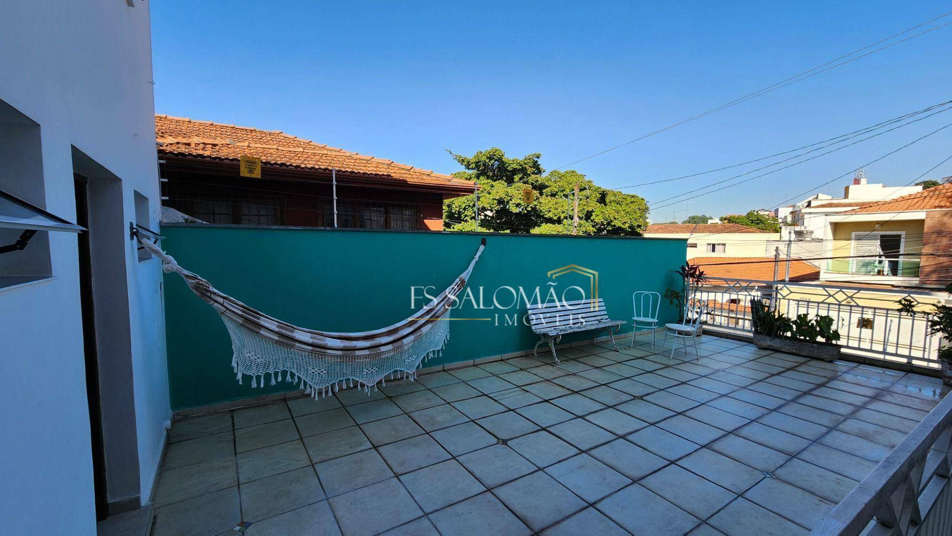 Casa à venda com 4 quartos, 149m² - Foto 1