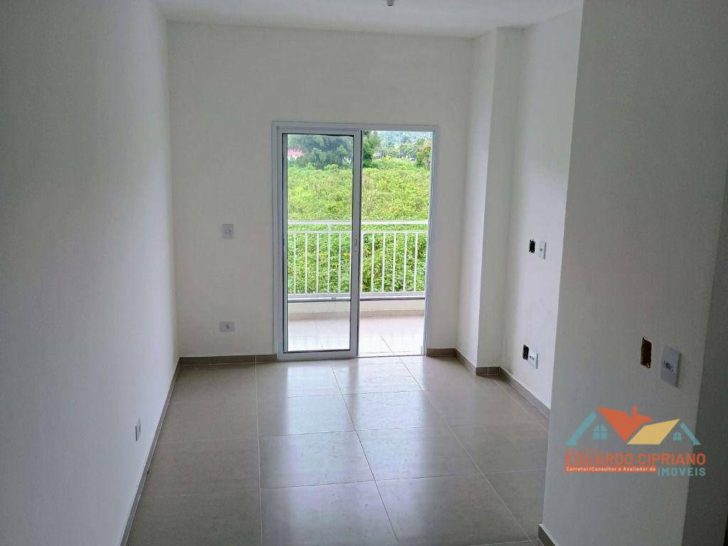 Apartamento à venda e aluguel com 2 quartos, 67m² - Foto 1