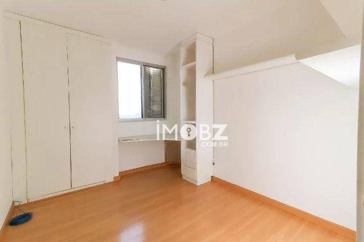 Apartamento à venda com 3 quartos, 107m² - Foto 11