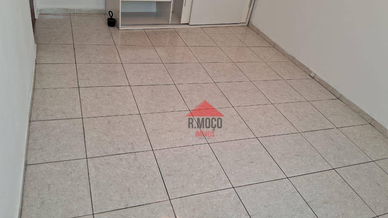 Casa para alugar com 1 quarto, 35m² - Foto 11