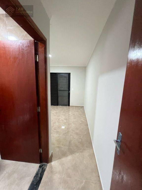 Casa à venda com 3 quartos, 126m² - Foto 13