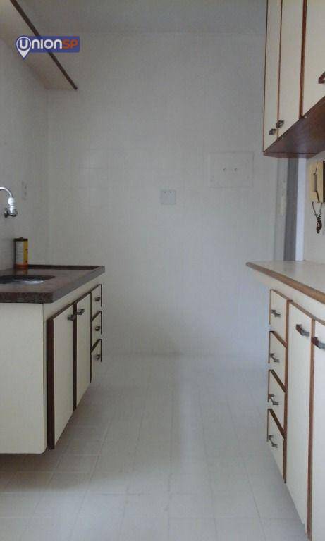 Apartamento à venda com 2 quartos, 58m² - Foto 8