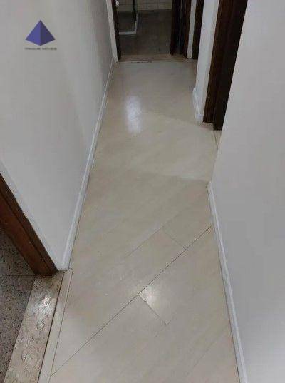 Apartamento à venda com 2 quartos, 55m² - Foto 11