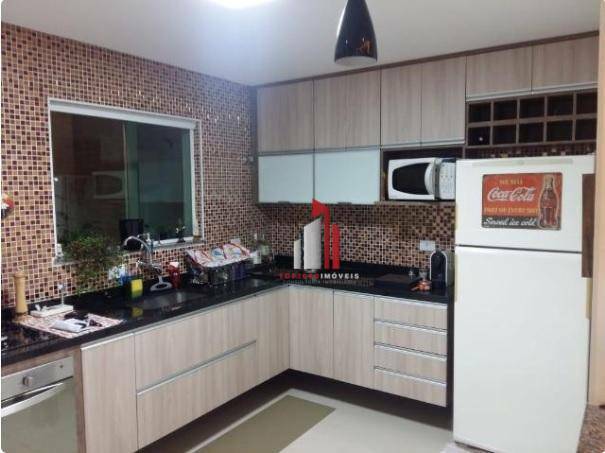 Sobrado à venda com 2 quartos, 70m² - Foto 6