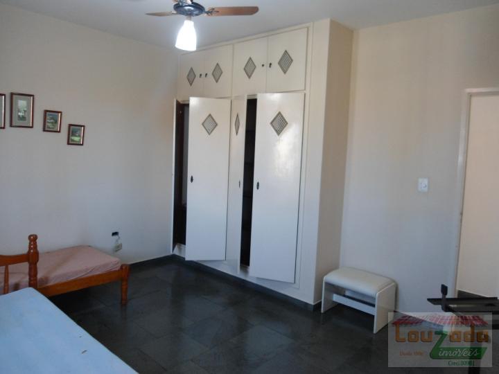 Casa à venda com 5 quartos, 360m² - Foto 22