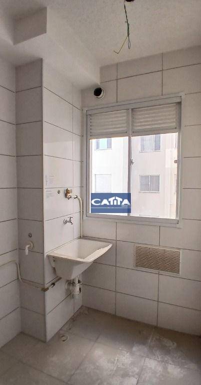 Apartamento à venda com 2 quartos, 40m² - Foto 14