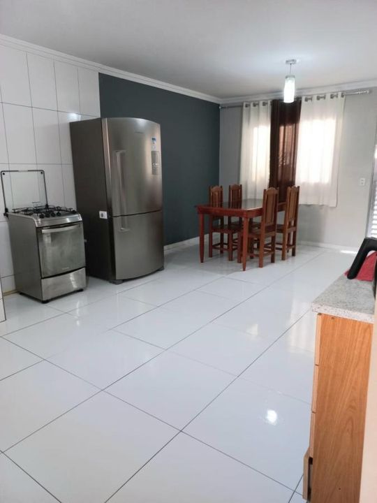 Casa à venda com 4 quartos, 420m² - Foto 2