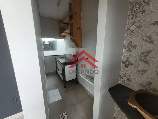 Casa à venda com 3 quartos, 250m² - Foto 3