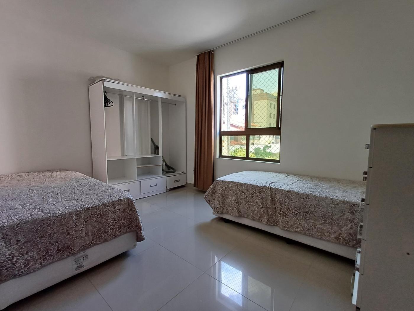 Apartamento à venda com 3 quartos, 98m² - Foto 8