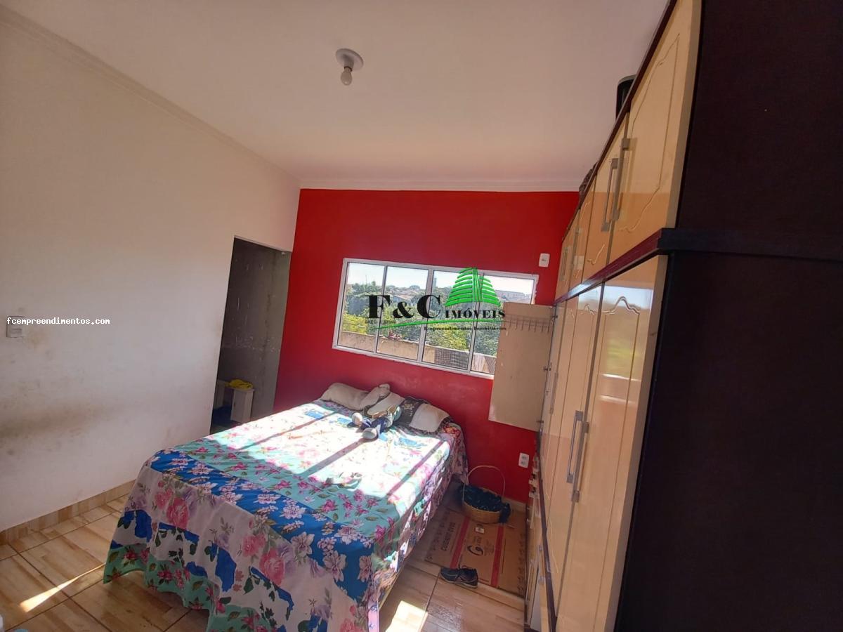 Casa à venda com 3 quartos, 200m² - Foto 41