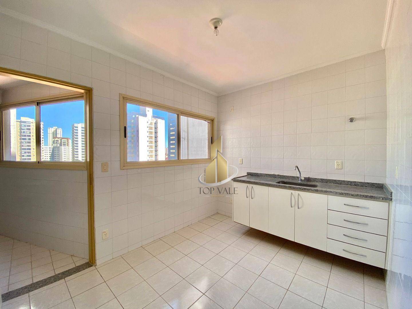 Apartamento à venda com 4 quartos, 132m² - Foto 5