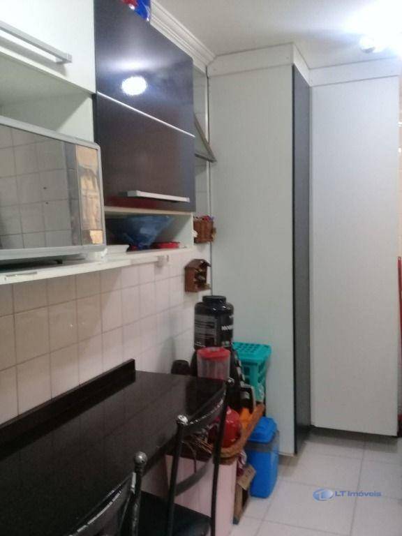 Apartamento à venda com 3 quartos, 72m² - Foto 6