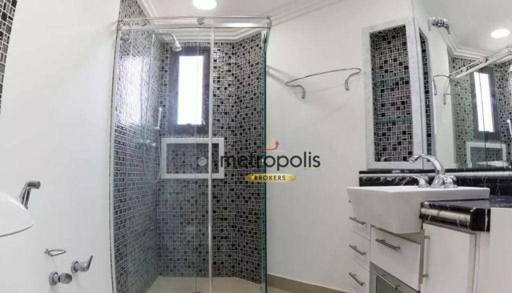 Apartamento para alugar com 3 quartos, 229m² - Foto 13