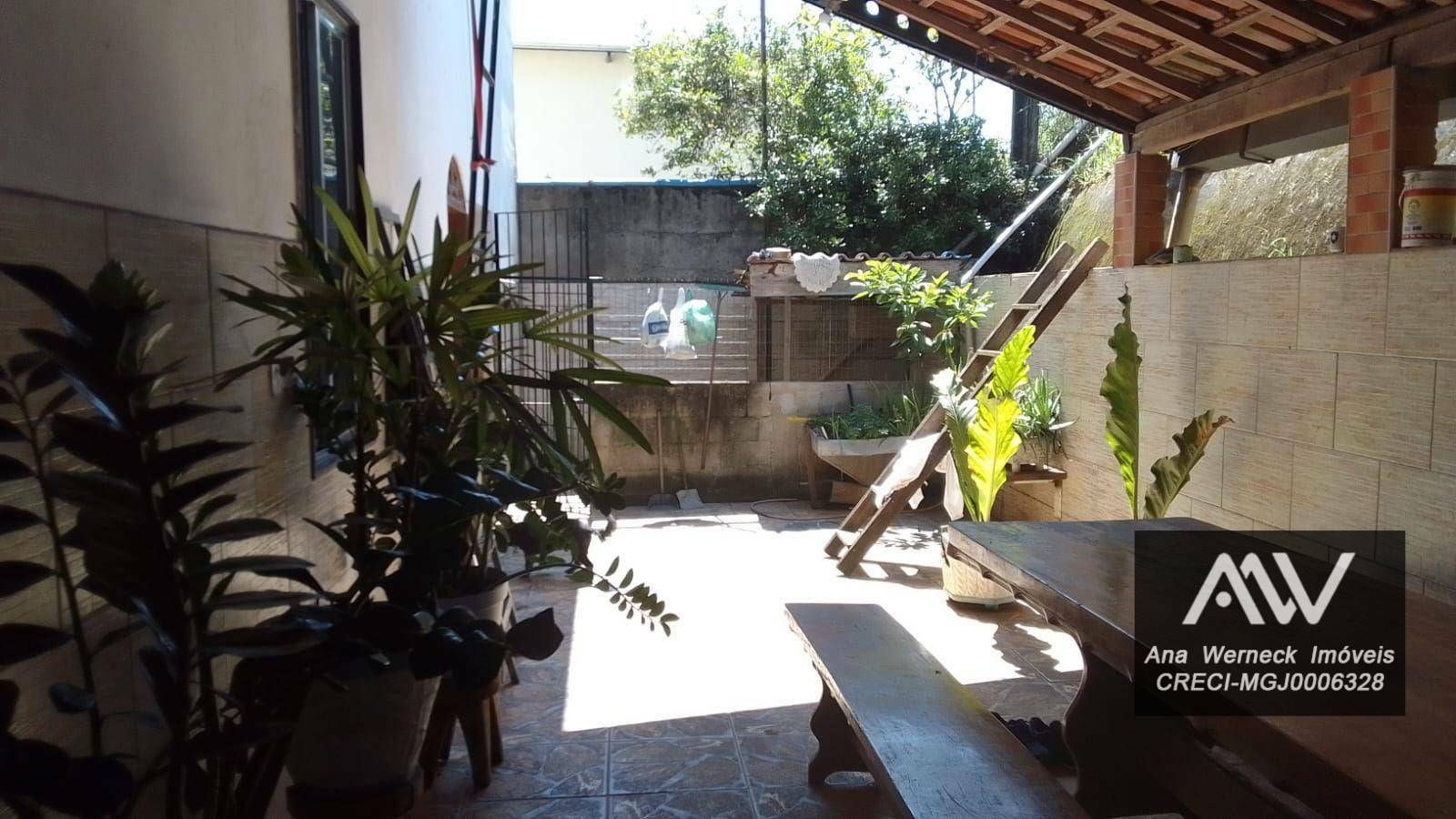 Casa à venda com 4 quartos, 150m² - Foto 27