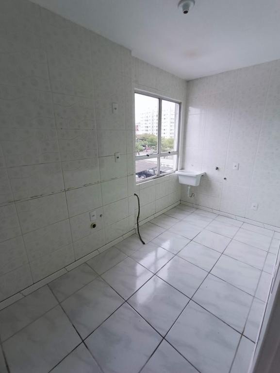 Apartamento à venda com 3 quartos, 122m² - Foto 3