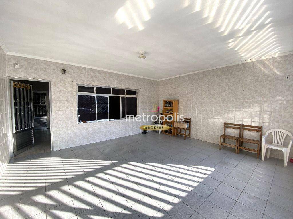 Sobrado à venda com 3 quartos, 252m² - Foto 2