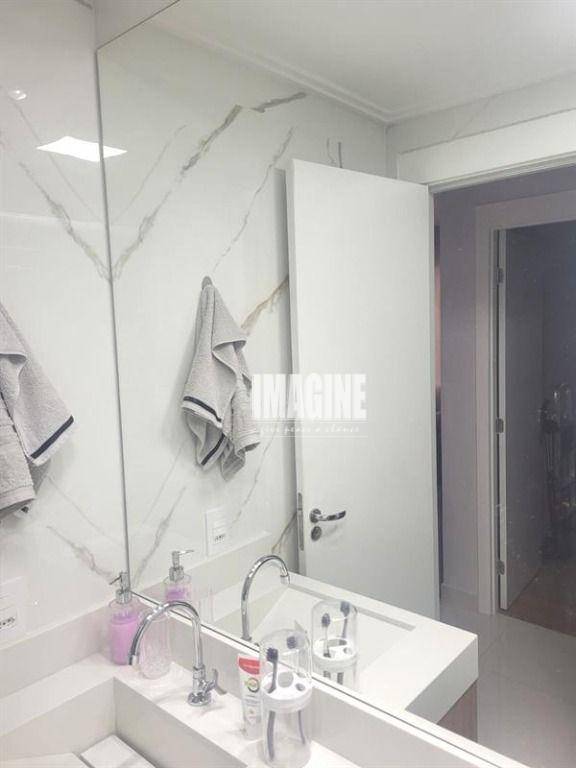 Apartamento à venda com 2 quartos, 42m² - Foto 14