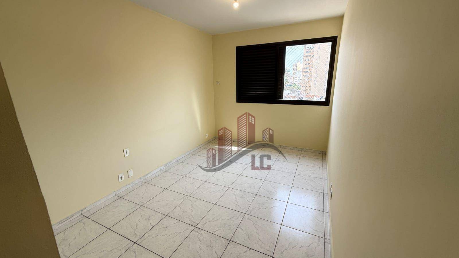 Apartamento, 3 quartos, 125 m² - Foto 2