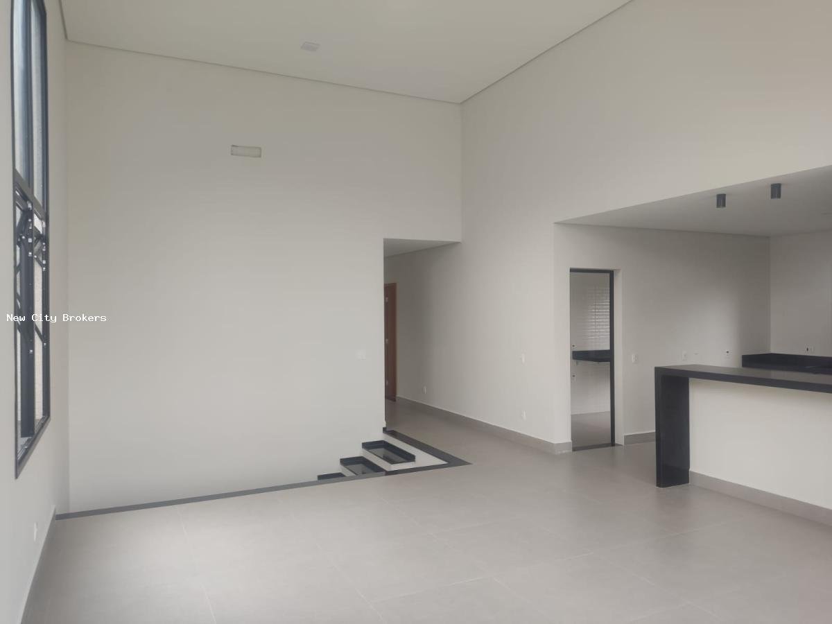 Sobrado à venda com 3 quartos, 300m² - Foto 29