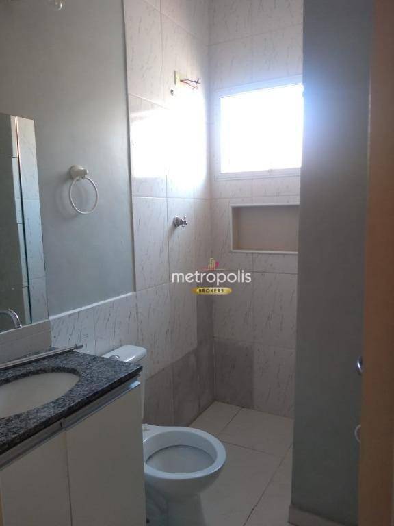 Casa à venda com 6 quartos, 260m² - Foto 6