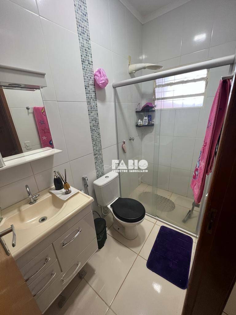 Casa à venda com 2 quartos, 160m² - Foto 10