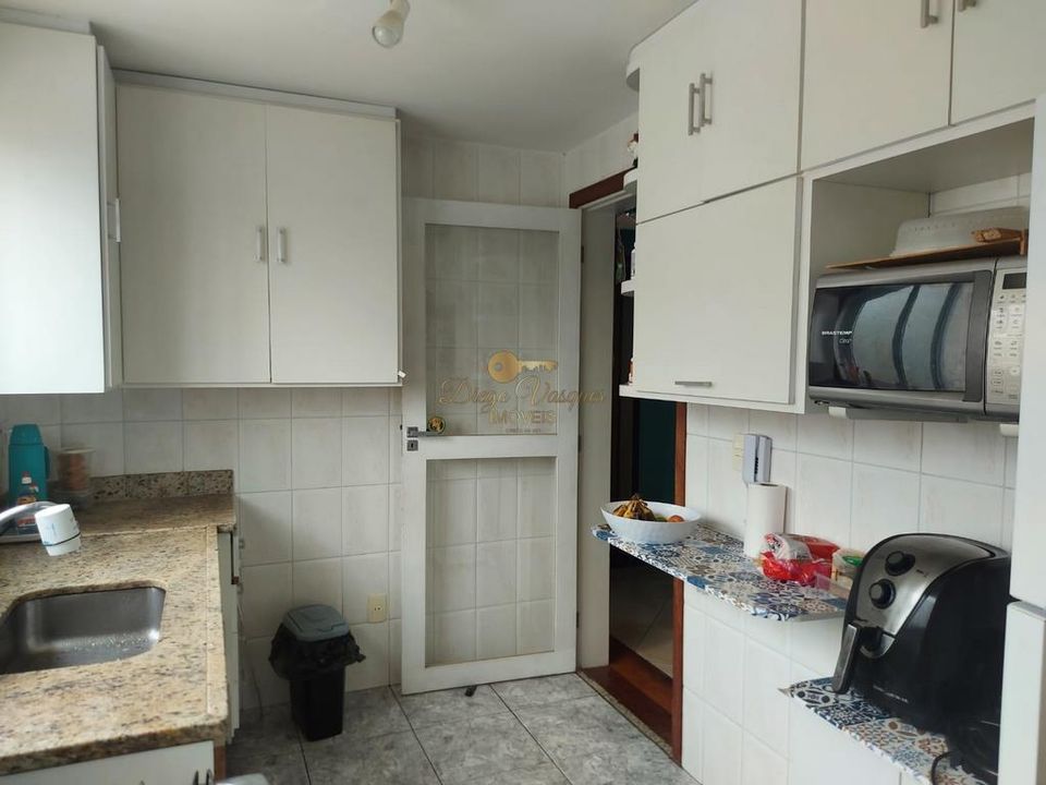 Apartamento à venda com 2 quartos, 62m² - Foto 13