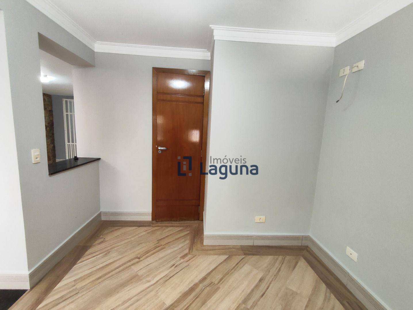 Casa à venda com 3 quartos, 230m² - Foto 11