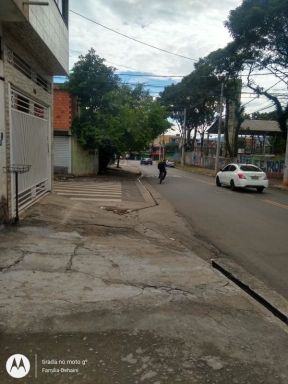 Sobrado à venda com 2 quartos, 250m² - Foto 12