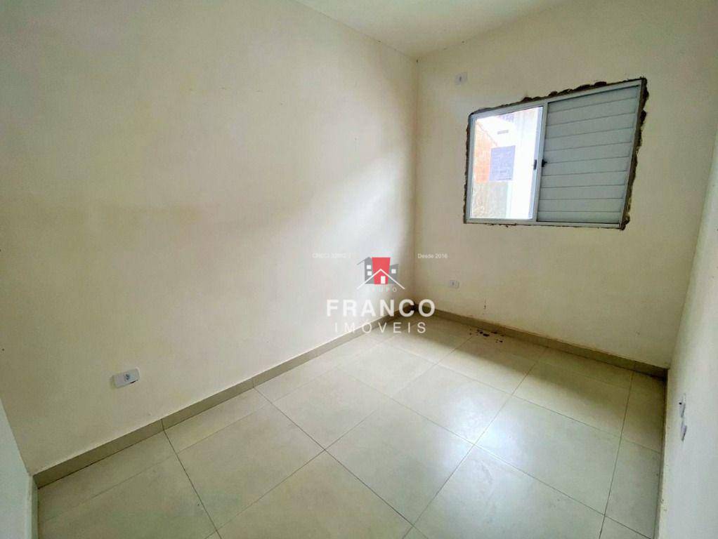 Sobrado à venda com 2 quartos, 50m² - Foto 4