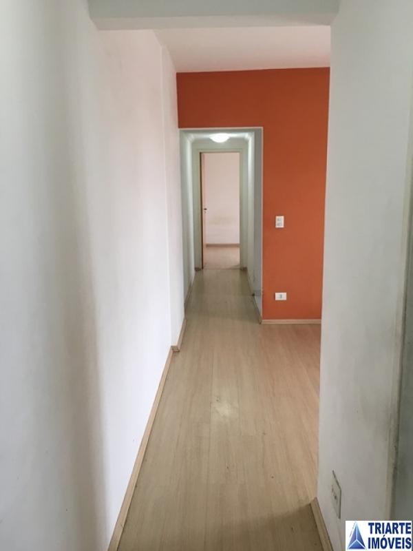 Apartamento à venda com 2 quartos, 67m² - Foto 3