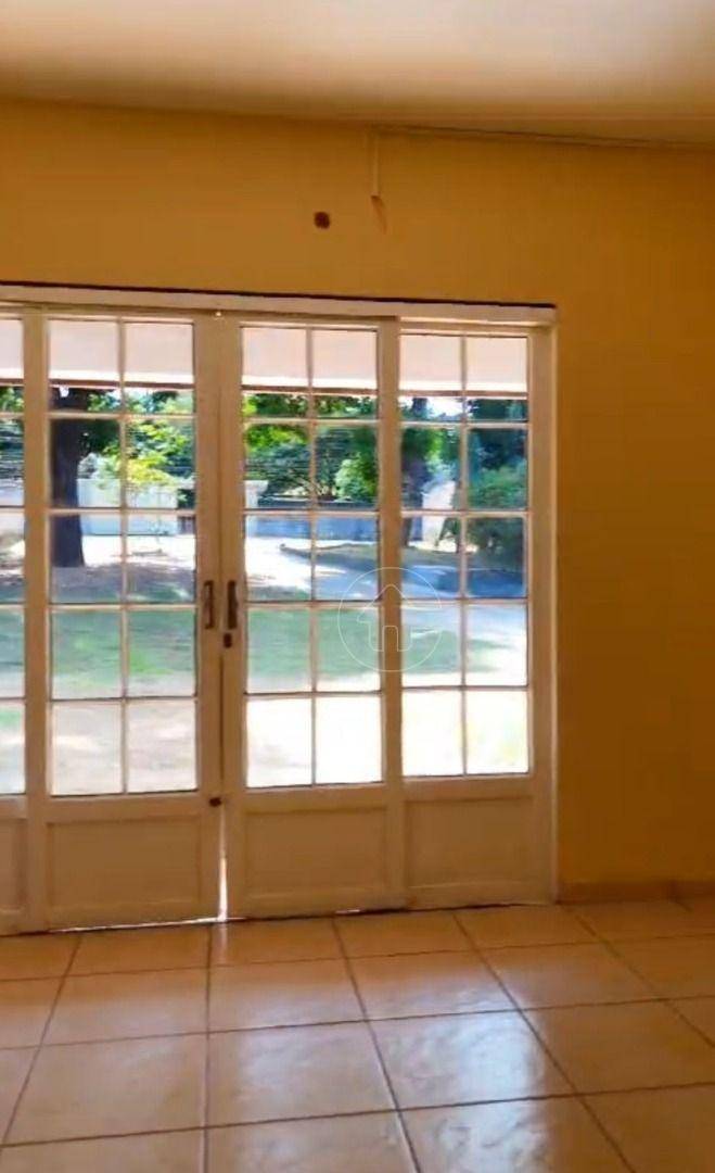 Casa à venda com 4 quartos, 384m² - Foto 7