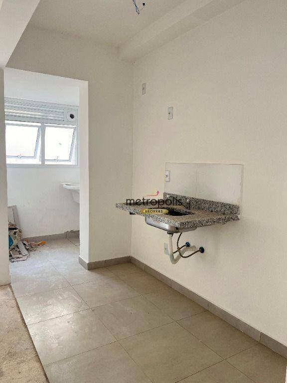 Apartamento à venda com 2 quartos, 58m² - Foto 2