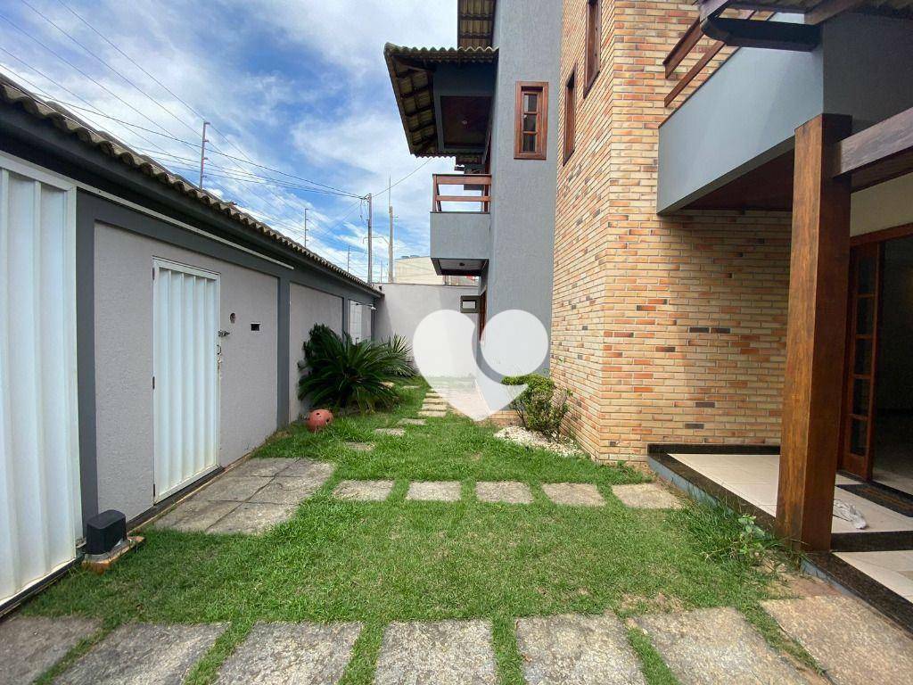 Casa para alugar com 5 quartos, 263m² - Foto 4