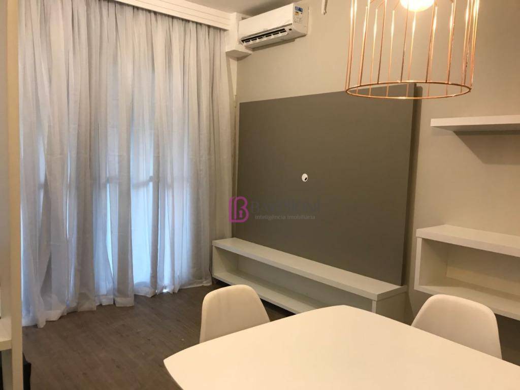 Apartamento para alugar com 1 quarto, 35m² - Foto 9