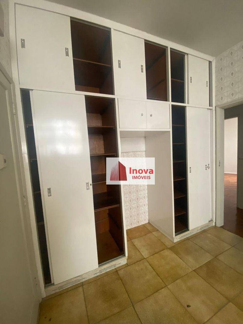 Apartamento à venda com 3 quartos, 120m² - Foto 13