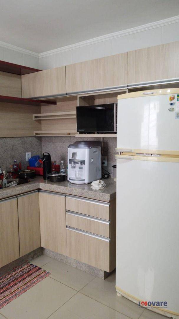 Apartamento à venda com 3 quartos, 70m² - Foto 1